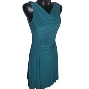 Jones & Co Forest Green Sleeveless Fit and Flare Dress 4